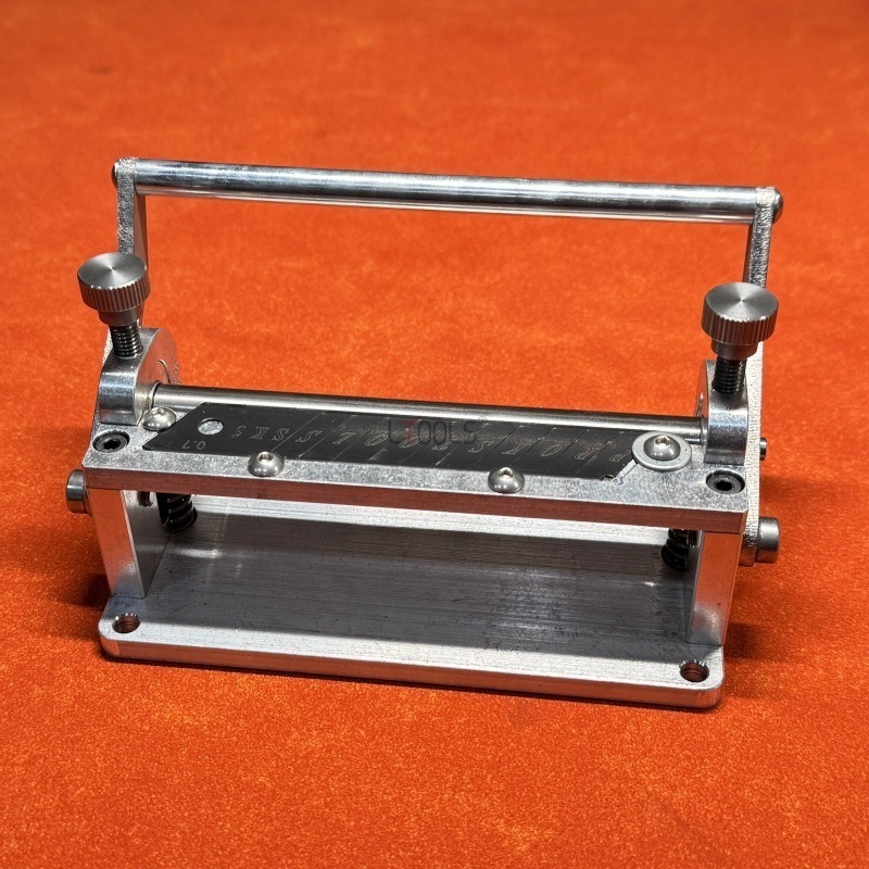 手動革漉き機 牛革削り工具 ベジタン馬革ストラップ時計ベルト - Leatherwork Machine のレビューと価格